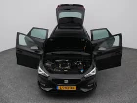 SEAT Leon 1 0 etsi dsg 7 sportstourer fr business intense camera adaptive trekhaak thumbnail 27
