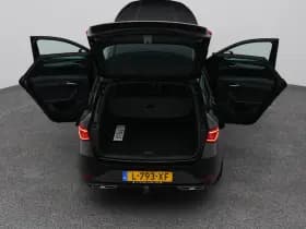 SEAT Leon 1 0 etsi dsg 7 sportstourer fr business intense camera adaptive trekhaak thumbnail 29