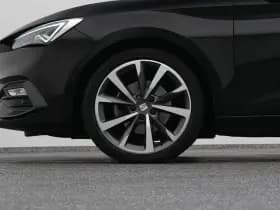 SEAT Leon 1 0 etsi dsg 7 sportstourer fr business intense camera adaptive trekhaak thumbnail 39