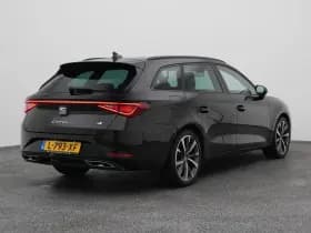 SEAT Leon 1 0 etsi dsg 7 sportstourer fr business intense camera adaptive trekhaak thumbnail 6