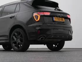 Lynk & 01 1 5 plug in hybrid 360 black zwarte hemel nld auto thumbnail 22