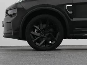 Lynk & 01 1 5 plug in hybrid 360 black zwarte hemel nld auto thumbnail 37
