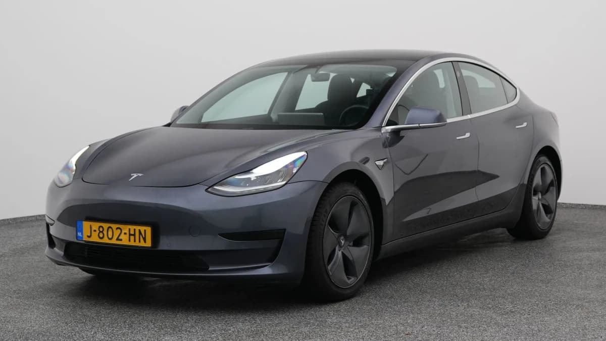 Tesla Model 3 standard rwd plus 60 kwh pano keyless stoelverwarming autopilot — foto 1