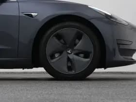 Tesla Model 3 standard rwd plus 60 kwh pano keyless stoelverwarming autopilot thumbnail 43