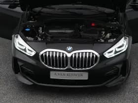 BMW 1-serie serie 116i automaat m sport camera navi thumbnail 31
