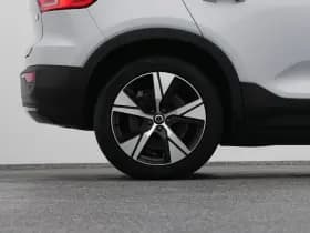 Volvo XC40 recharge p8 awd r design camera adaptive h k stoel en stuurverw thumbnail 40