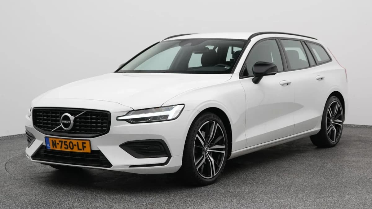 Volvo V60 2 0 b3 momentum advantage cruise trekhaak — foto 1