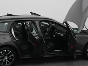 Volvo V60 2 0 b3 momentum advantage camera leder thumbnail 34