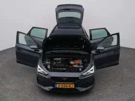 CUPRA Leon sportstourer 1 4 e hybrid business adaptive camera stoelverw trekhaak thumbnail 27