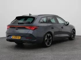 CUPRA Leon sportstourer 1 4 e hybrid business adaptive camera stoelverw trekhaak thumbnail 6