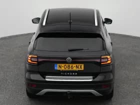 Volkswagen T-Cross cross 1 0 tsi r line virtual adaptive stoelverw trekhaak thumbnail 28