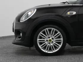 MINI Mini electric essential 33 kwh cruise camera stoelverw thumbnail 22