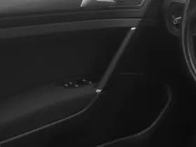 Volkswagen E-Golf golf e dition adaptive navi thumbnail 12