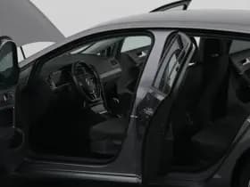 Volkswagen E-Golf golf e dition adaptive navi thumbnail 34