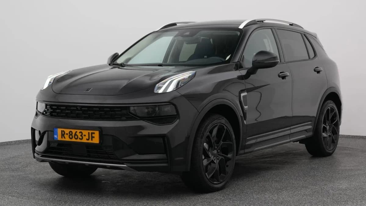 Lynk & 01 1 5 plug in hybrid 360 black nld auto — foto 1
