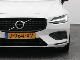 Volvo V60 2 0 b3 momentum advantage cruise carplay thumbnail 19