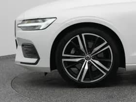 Volvo V60 2 0 b3 momentum advantage cruise carplay thumbnail 21