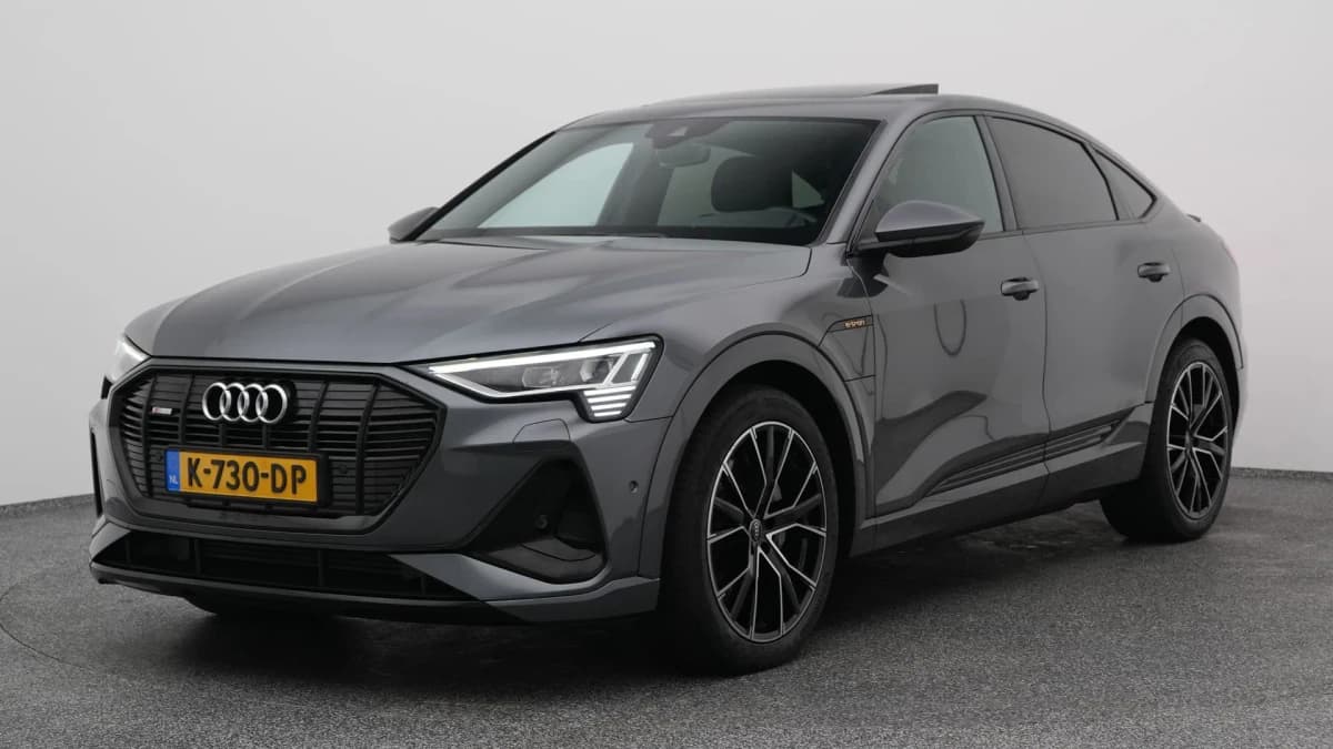 Audi E-tron tron sportback 50 quattro s edition 71 kwh pano camera luchtvering stoelverw trekhaak — foto 1