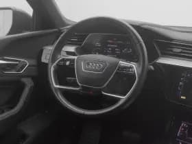 Audi E-tron tron sportback 50 quattro s edition 71 kwh pano camera luchtvering stoelverw trekhaak thumbnail 8