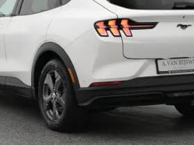 Ford Mustang mach e rwd 75 kwh stoelverw leder 360 adaptive thumbnail 19