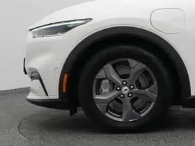 Ford Mustang mach e rwd 75 kwh stoelverw leder 360 adaptive thumbnail 22