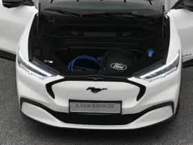 Ford Mustang mach e rwd 75 kwh stoelverw leder 360 adaptive thumbnail 32