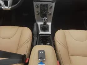 Volvo V40 2 0 d2 nordic camera stoelverw keyless leder thumbnail 12