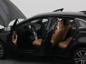 Volvo V40 2 0 d2 nordic camera stoelverw keyless leder thumbnail 33