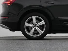 Audi E-tron tron 50 quattro business edition plus 71 kwh pano camera luchtvering stoelverwarming thumbnail 42
