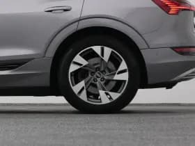 Audi E-tron tron 55 quattro business edition 95 kwh navi memory luchtvering thumbnail 41