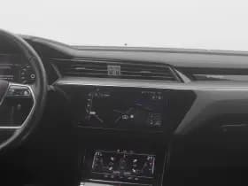 Audi E-tron tron 55 quattro business edition 95 kwh navi memory luchtvering thumbnail 9