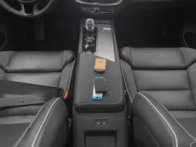 Volvo XC60 2 0 t6 plug in hybrid awd ultra dark long range pano 360 adaptive h k memory stoel en stuurverw trekhaak thumbnail 12