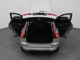Volvo XC60 2 0 t6 plug in hybrid awd ultra dark long range pano 360 adaptive h k memory stoel en stuurverw trekhaak thumbnail 29