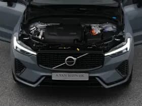 Volvo XC60 2 0 t6 plug in hybrid awd ultimate dark long range pano 360 h k memory stoel en stuurverw thumbnail 31