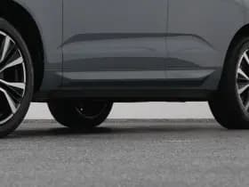 Volvo XC60 2 0 t6 plug in hybrid awd ultimate dark long range pano 360 h k memory stoel en stuurverw thumbnail 37