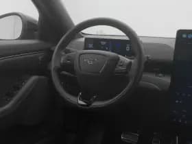 Ford Mustang mach e premium awd 75 kwh camera adaptive memory carplay thumbnail 8