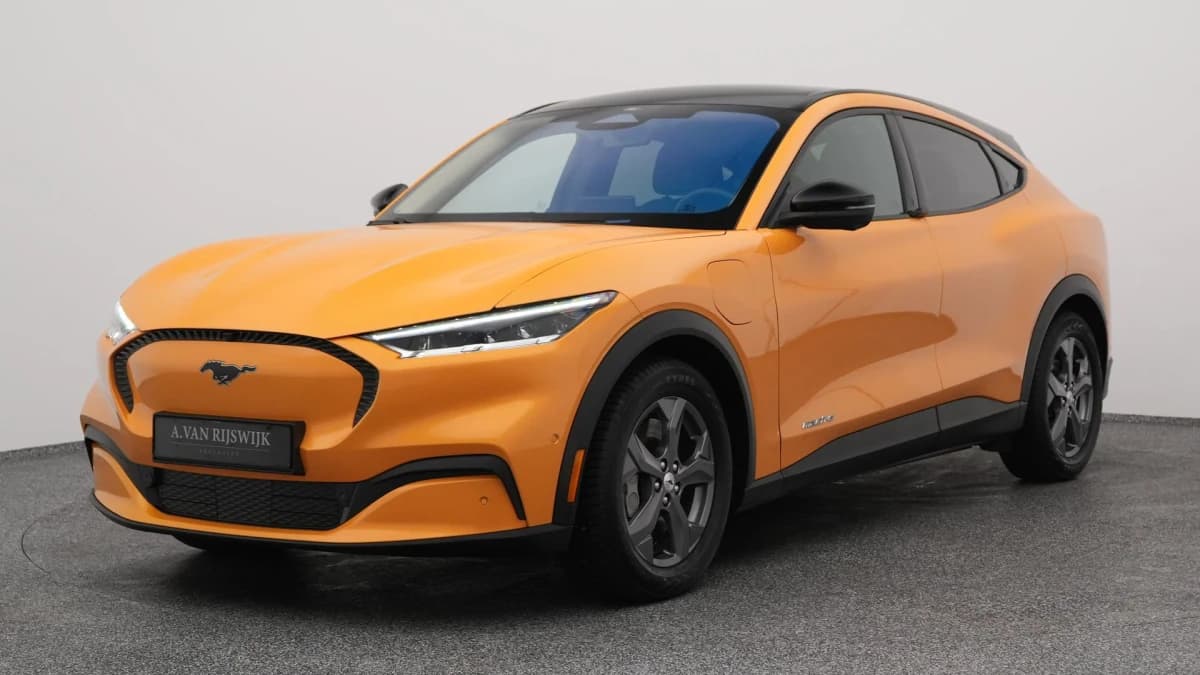 Ford Mustang mach e 75 kwh 360 adaptive b o keyless stoel en stuurverw — foto 1