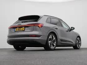 Audi E-tron tron 50 quattro business edition 71 kwh navi luchtvering thumbnail 17