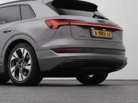 Audi E-tron tron 50 quattro business edition 71 kwh navi luchtvering thumbnail 23