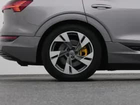 Audi E-tron tron 50 quattro business edition 71 kwh navi luchtvering thumbnail 42