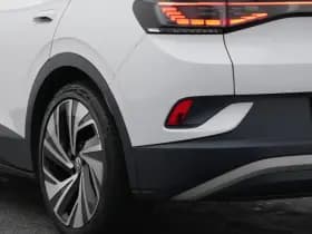 Volkswagen ID.4 4 first max 77 kwh pano 360 adaptive hud stoel en stuurverw thumbnail 19