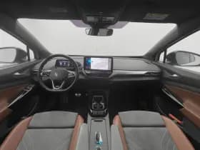 Volkswagen ID.4 4 first max 77 kwh pano 360 adaptive hud stoel en stuurverw thumbnail 3