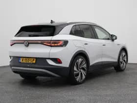 Volkswagen ID.4 4 first max 77 kwh pano 360 adaptive hud stoel en stuurverw thumbnail 6
