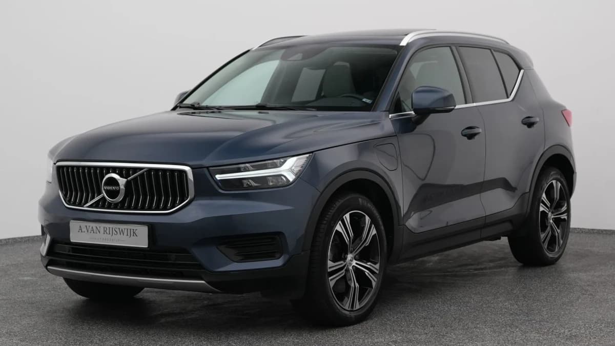 Volvo XC40 1 5 t4 recharge inscription pano camera h k adaptive stoel en stuurverw — foto 1
