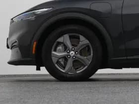 Ford Mustang mach e standard rwd 75 kwh camera adaptive keyless stoel en stuurverw thumbnail 40