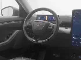 Ford Mustang mach e standard rwd 75 kwh camera adaptive keyless stoel en stuurverw thumbnail 8