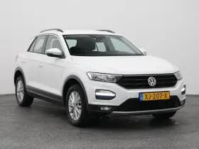 Volkswagen T-Roc roc 1 5 tsi style 6 bak adaptive thumbnail 2