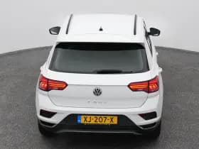 Volkswagen T-Roc roc 1 5 tsi style 6 bak adaptive thumbnail 28