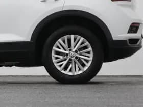 Volkswagen T-Roc roc 1 5 tsi style 6 bak adaptive thumbnail 40