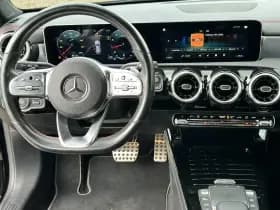 Mercedes-Benz CLA-Klasse Shooting Brake 200 Business Solution AMG thumbnail 13